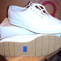  : Gallery : collection : 1999 : 07 : widekeds.jpg