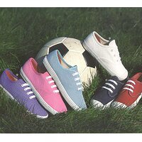  : Gallery : collection : 1999 : 08 : Keds catalog1984_pg09.jpg