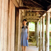  : Gallery : collection : 2000 : 01 : pj_you_k002.jpg