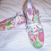 : Gallery : collection : 2000 : 07 : 75LillyKeds.jpg