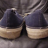  : Gallery : collection : 2000 : 07 : Heel.JPG