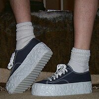  : Gallery : collection : 2000 : 07 : plat02.jpg