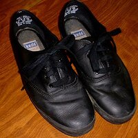  : Gallery : collection : 2000 : 07 : shoes1.jpg