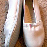  : Gallery : collection : 2000 : 08 : 11canvasslipons.jpg