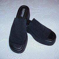  : Gallery : collection : 2000 : 08 : Slinky2.jpg