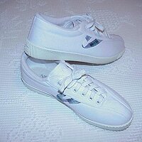  : Gallery : collection : 2000 : 08 : TretornNavyPlaid.jpg