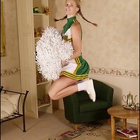  : Gallery : collection : 2000 : 08 : lani020.jpg