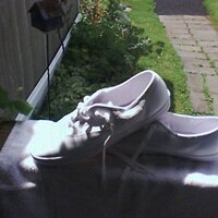  : Gallery : collection : 2000 : 08 : lthrkeds.jpg