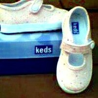  : Gallery : collection : 2000 : 08 : pinkkeds.jpg