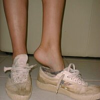  : Gallery : collection : 2000 : 08 : tretorn2.jpg