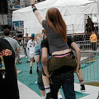  : Gallery : collection : 2002 : 10 : av02a.jpg