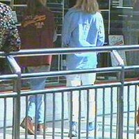  : Gallery : collection : 2002 : 10 : con_0068.jpg