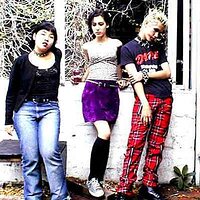  : Gallery : collection : 2002 : 11 : heroin.jpg