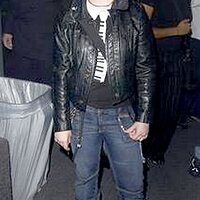  : Gallery : collection : 2002 : 11 : kel.jpg