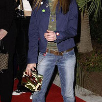  : Gallery : collection : 2002 : 12 : avr009.jpg