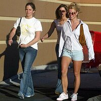  : Gallery : collection : 2003 : 01 : britney001.jpg