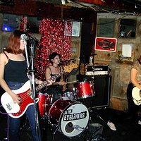  : Gallery : collection : 2003 : 04 : Eyeliners1.jpg