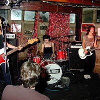  : Gallery : collection : 2003 : 04 : Eyeliners3.jpg