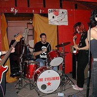  : Gallery : collection : 2003 : 04 : eyeli05.jpg