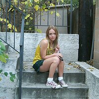  : Gallery : collection : 2003 : 04 : lisqn005.jpg