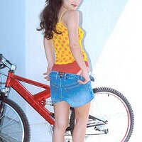  : Gallery : collection : 2004 : 02 : jenayngbyc_013.jpg