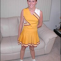  : Gallery : collection : 2004 : 10 : cheer01.jpg
