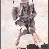  : Gallery : collection : 2005 : 01 : AliciaS60.jpg