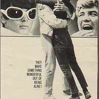  : Gallery : collection : 2005 : 01 : AudreyHepburn1.jpg