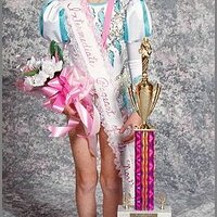  : Gallery : collection : 2005 : 01 : CAITLYN.jpeg