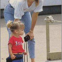  : Gallery : collection : 2005 : 01 : ChristyBrinkley11.jpg