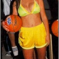  : Gallery : collection : 2005 : 01 : JenniferloveHewitt.jpg