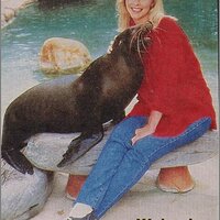  : Gallery : collection : 2005 : 01 : LindsayWagner1.jpg