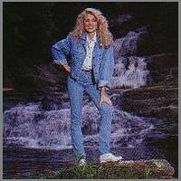  : Gallery : collection : 2005 : 01 : MarlaMaples4.jpg