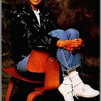  : Gallery : collection : 2005 : 01 : SandraB.jpg