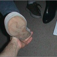  : Gallery : collection : 2005 : 01 : adidas_04.JPG