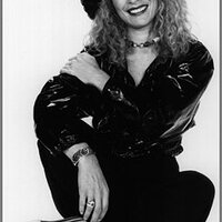  : Gallery : collection : 2005 : 01 : lge-rhona.jpg