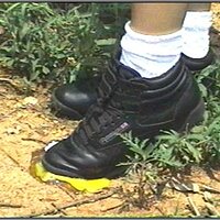  : Gallery : collection : 2005 : 01 : th_RFS_blk_out68.jpg