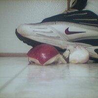  : Gallery : collection : 2005 : 07 : NikeRunner7.jpg