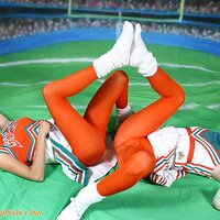  : Gallery : collection : 2005 : 09 : cheer038.jpg