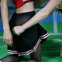  : Gallery : collection : 2005 : 09 : cheer230.jpg