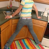  : Gallery : collection : 2006 : 12 : danielle_00199.jpg