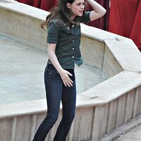  : Gallery : collection : 2010 : 10 : 0001076463-02470L.jpg