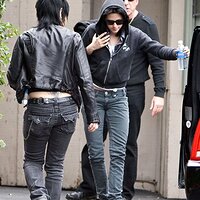  : Gallery : collection : 2010 : 10 : 0001262199-37136L.jpg