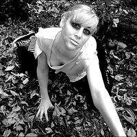  : Gallery : collection : 2010 : 10 : Hot_Zombie_Wife_by_KidWith1kSmiles.jpg