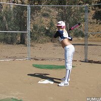  : Gallery : collection : 2010 : 11 : d18_katisummers_pics_027.jpg