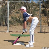  : Gallery : collection : 2010 : 11 : d18_katisummers_pics_047.jpg