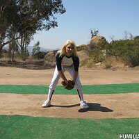  : Gallery : collection : 2010 : 11 : d18_katisummers_pics_067.jpg