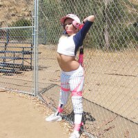  : Gallery : collection : 2010 : 11 : d18_katisummers_pics_104.jpg