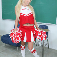  : Gallery : collection : 2011 : 03 : innocenthigh_tessa_taylor_007.jpg