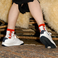  : Gallery : collection : 2011 : 10 : CandleStrawberry0015-lg.jpg